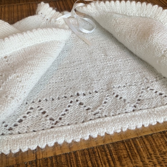 HANDMADE VINTAGE baby vest - Picture 4 of 5